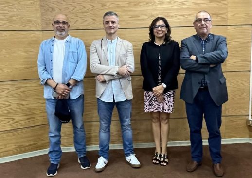 Encuentro con docentes y profesionales del sistema público educacional: “Abordaje del uso de pantallas en niños y adolescentes”
